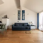 アパート Easyhomes - Brera Luxury ミラノ
