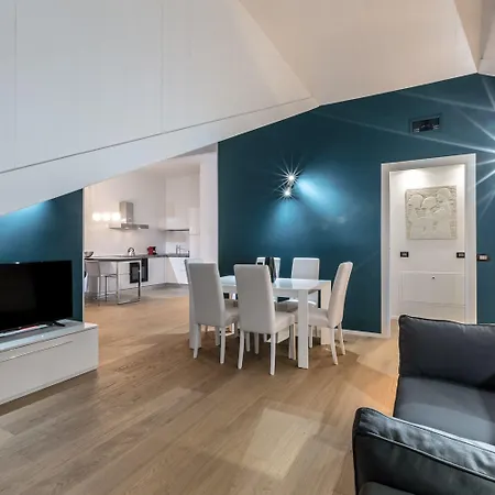 Easyhomes - Brera Luxury Apartamento *