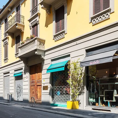 Easyhomes - Brera Luxury Lägenhet