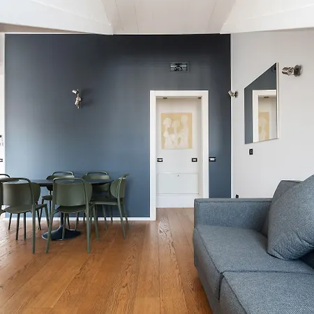 Easyhomes - Brera Luxury Milano