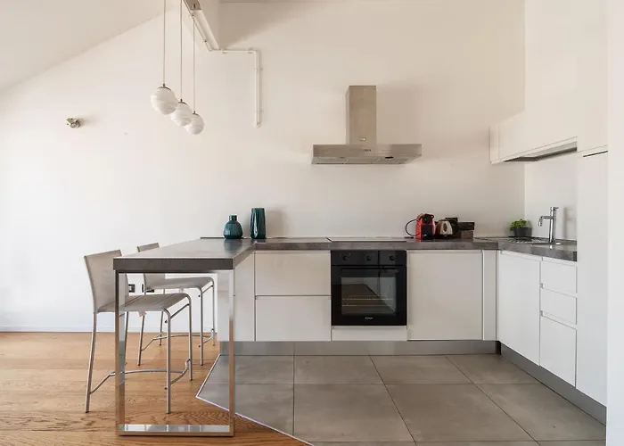 Easyhomes - Brera Luxury Apartament
