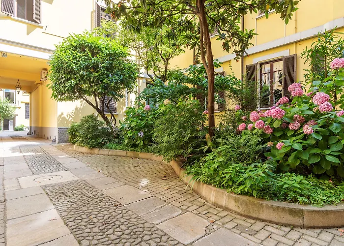 Easyhomes - Brera Luxury Apartament *