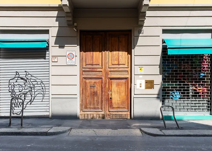 Easyhomes - Brera Luxury Apartament