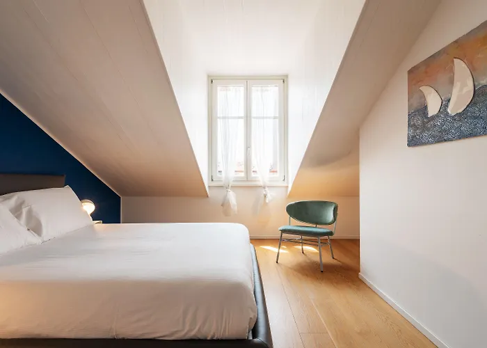Easyhomes - Brera Luxury Apartament *
