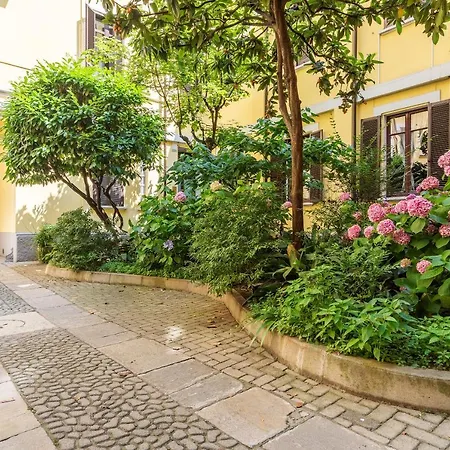 Easyhomes - Brera Luxury Apartament Mediolan